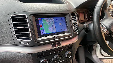VW Sharan 2018 fitted with Pioneer SPH-DA77DAB CarPlay Stereo & Reversing Camera