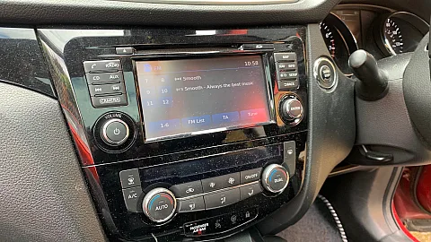 Nissan Qashqai 2015 factory radio