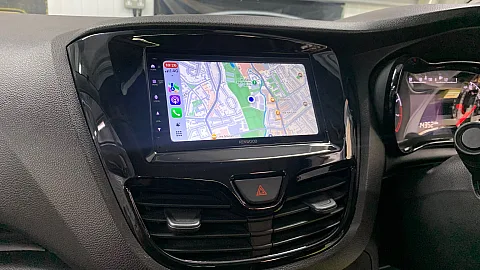 Vauxhall Viva 2016 upgraded with Kenwood DMX6523DABS 6.8" CarPlay Stereo