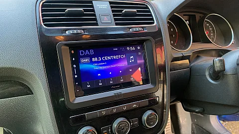VW Scirocco 2015 upgraded with Pioneer SPH-DA77DAB 6.8" CarPlay stereo