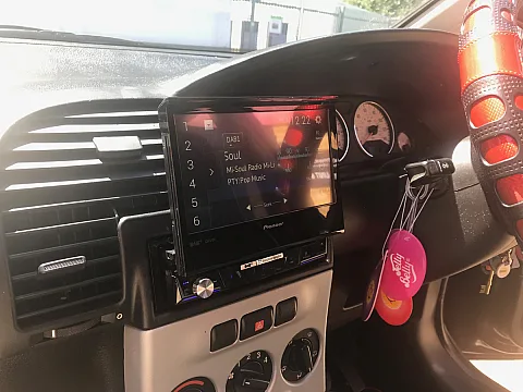 Vauxhall Zafira A 2002 / Pioneer AVH-Z7100DAB