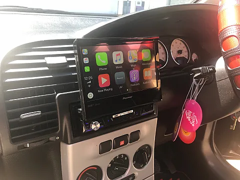 Vauxhall Zafira A 2002 / Pioneer AVH-Z7100DAB