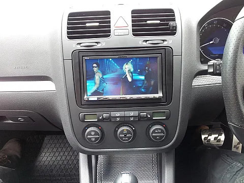Golf MKV - Alpine ICS-X8 Mirror Link App Stereo