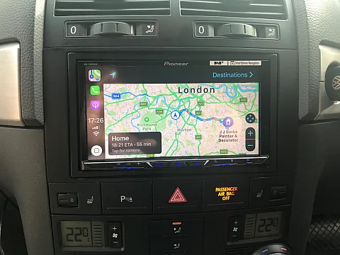 VW Toureg / 59 plate - Pioneer AVH-Z5000DAB