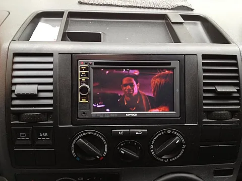 VW Transporter 2004 - DDX-4021BT Double Din DVD Player Install