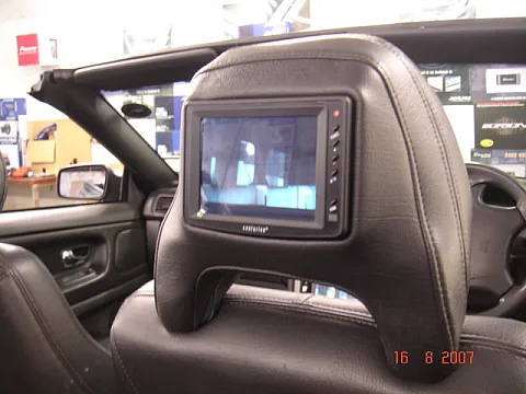 VOLVO C70 53 - Centurion Headrest Screens