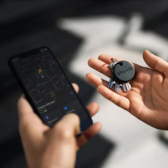 Chipolo POP Black Wireless Phone App Based Tracker Works With Apple or Google's Find My Device Network