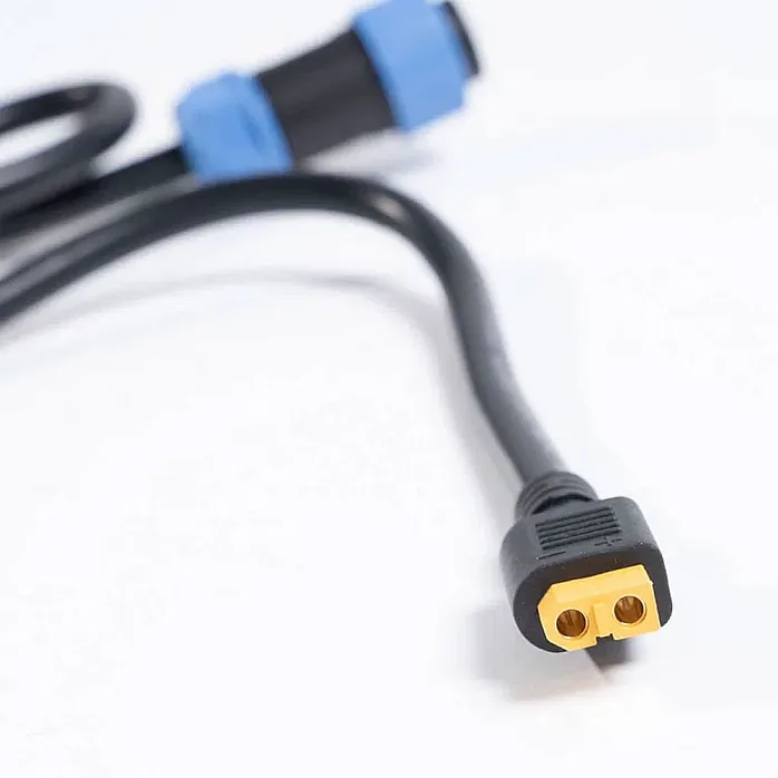 Bluetti AC240P Aviation 12V/30A RV Plug