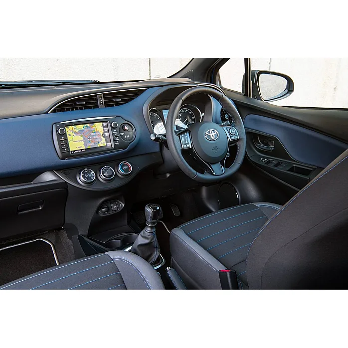 Toyota Yaris 2011-2014 Double Din Stereo Fascia / Steering / Antenna Fitting Kit