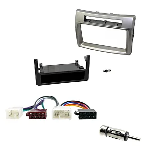 Toyota Corolla Verso 2004 - 2007 Silver Single Din Fascia Fitting Kit