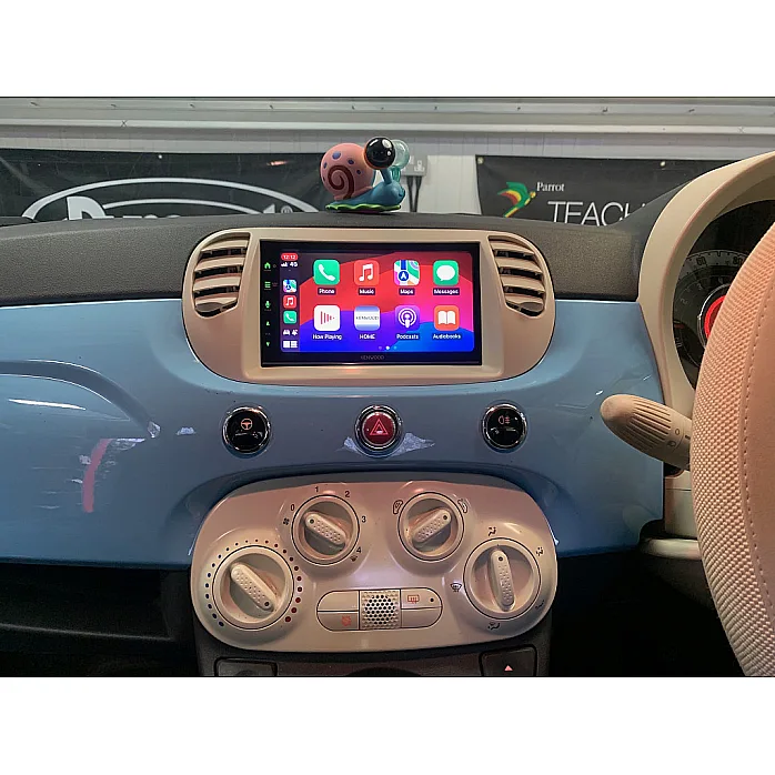 Fiat 500 (2007-15) Ivory Kenwood DMX7525DABS Wireless Apple CarPlay Android Stereo Upgrade Kit