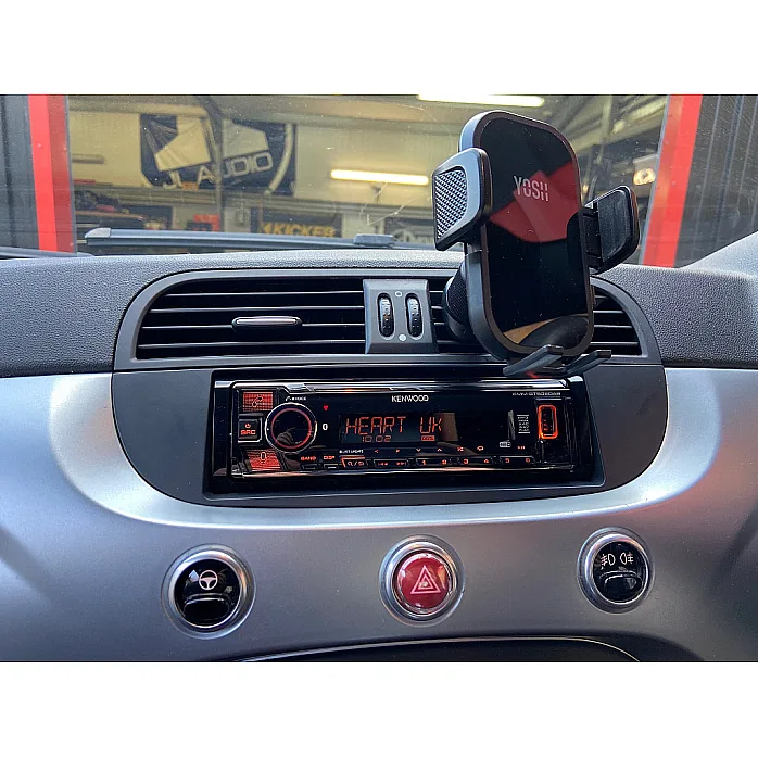 Fiat 500 Kenwood Digital Media Receiver DAB+ Digital Radio Bluetooth Car Stereo Upgrade Kit