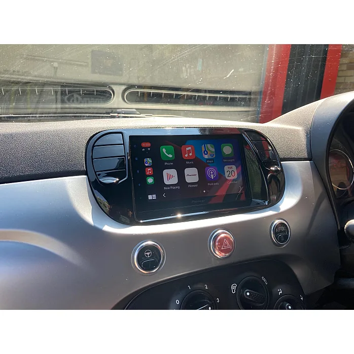 Fiat 500 2007- 2015 Piano Black Pioneer 6.8" Bluetooth Apple CarPlay DAB Stereo Upgrade Kit