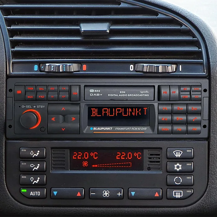 Blaupunkt Frankfurt RCM 82 DAB Retro Classic Car Stereo Bluetooth USB SD AUX