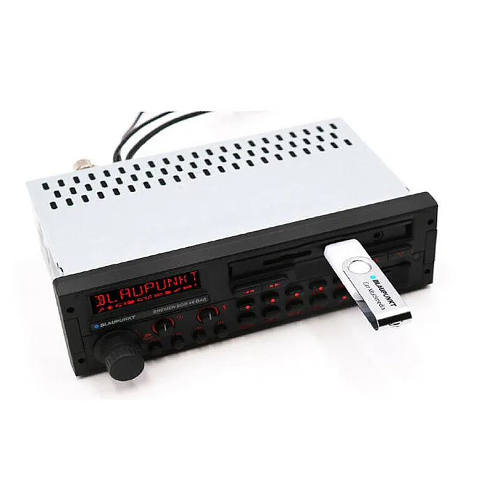 Blaupunkt Bremen SQR 46 DAB - Retro 80's Style Classic Car Stereo Bluetooth MP3 With Aerial
