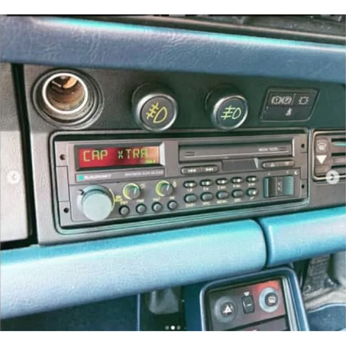 Blaupunkt Bremen SQR 46 DAB - Retro 80's Style Car Stereo Classic Porsche With Aerial