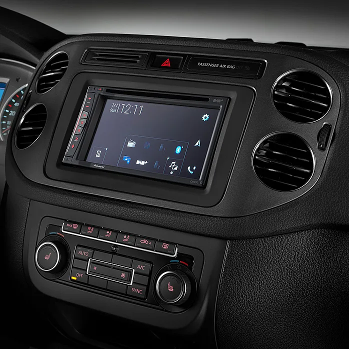 Pioneer AVIC-Z730DAB 6.2" Sat Nav Wireless CarPlay, Bluetooth, CD / DVD, DAB Car Stereo