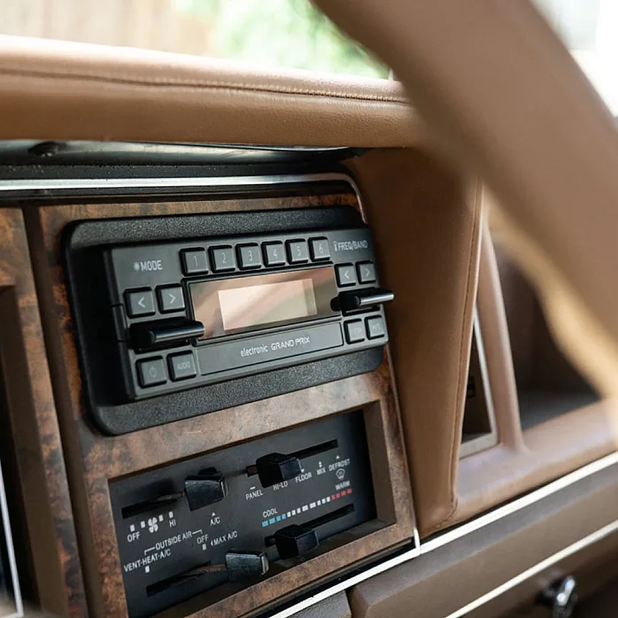 RetroSound RSM1D-GP Motor 1DAB Grand Prix DAB+, Bluetooth, Aux, AM/FM, Car Stereo With Aerial