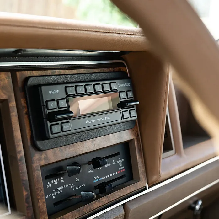 RetroSound RSM2B-GP Grand Prix Motor 2 Bluetooth, USB, FM/AM 1980's Classic Car Stereo